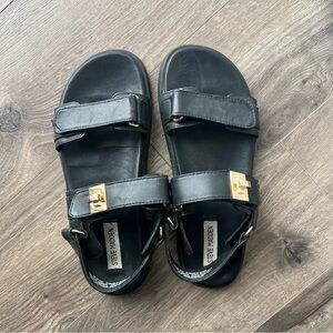 Steve Madden Mona sandals